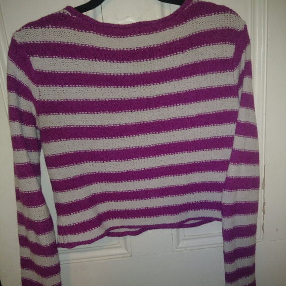 Cropped sweater - Picture 2 of 3